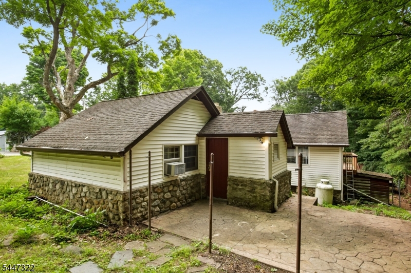 211 Wawayanda Rd Property Photo 33