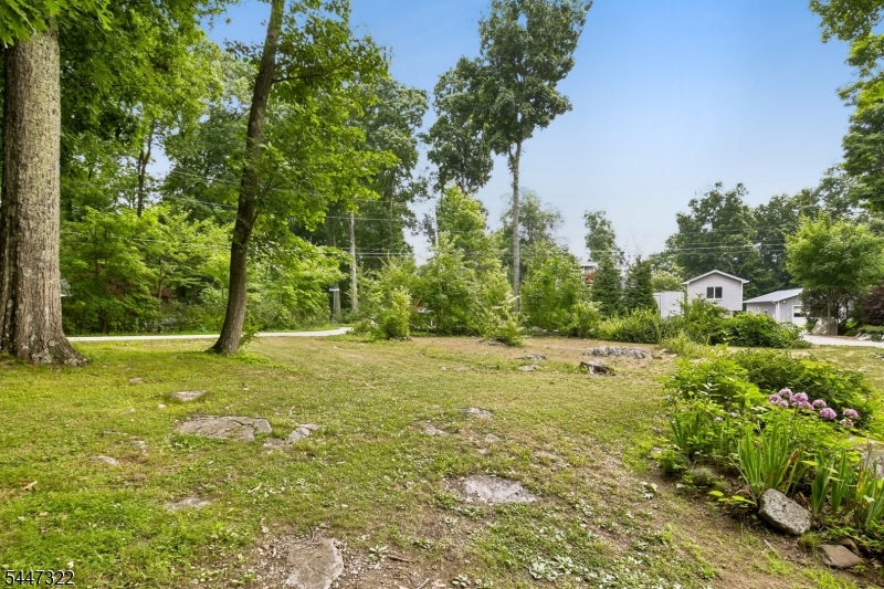 211 Wawayanda Rd Property Photo 35
