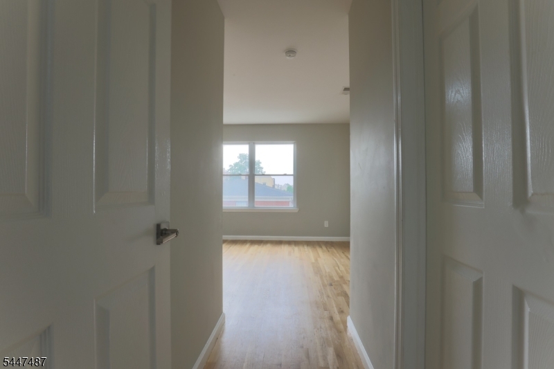 452 Marshall St Property Photo 12