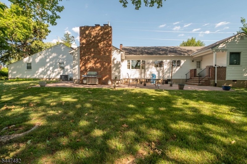 5 Pardun Ave Property Photo 34