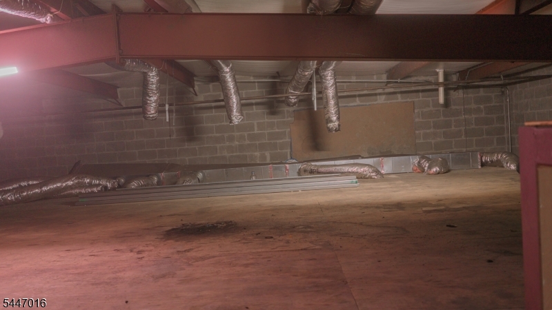 840 Clinton Ave Property Photo 12