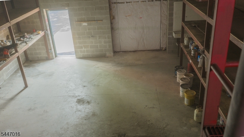 840 Clinton Ave Property Photo 13