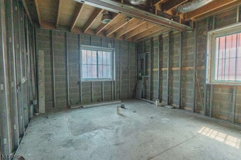 840 Clinton Ave Property Photo 35