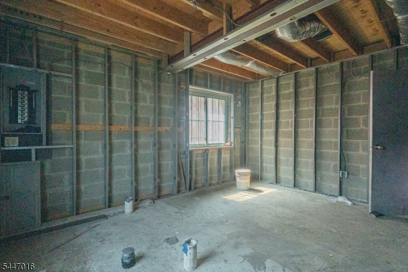 840 Clinton Ave Property Photo 37