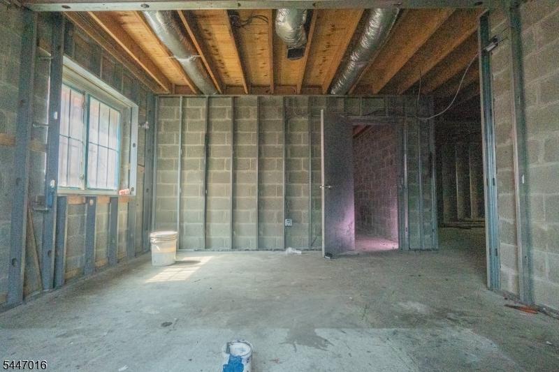 840 Clinton Ave Property Photo 38