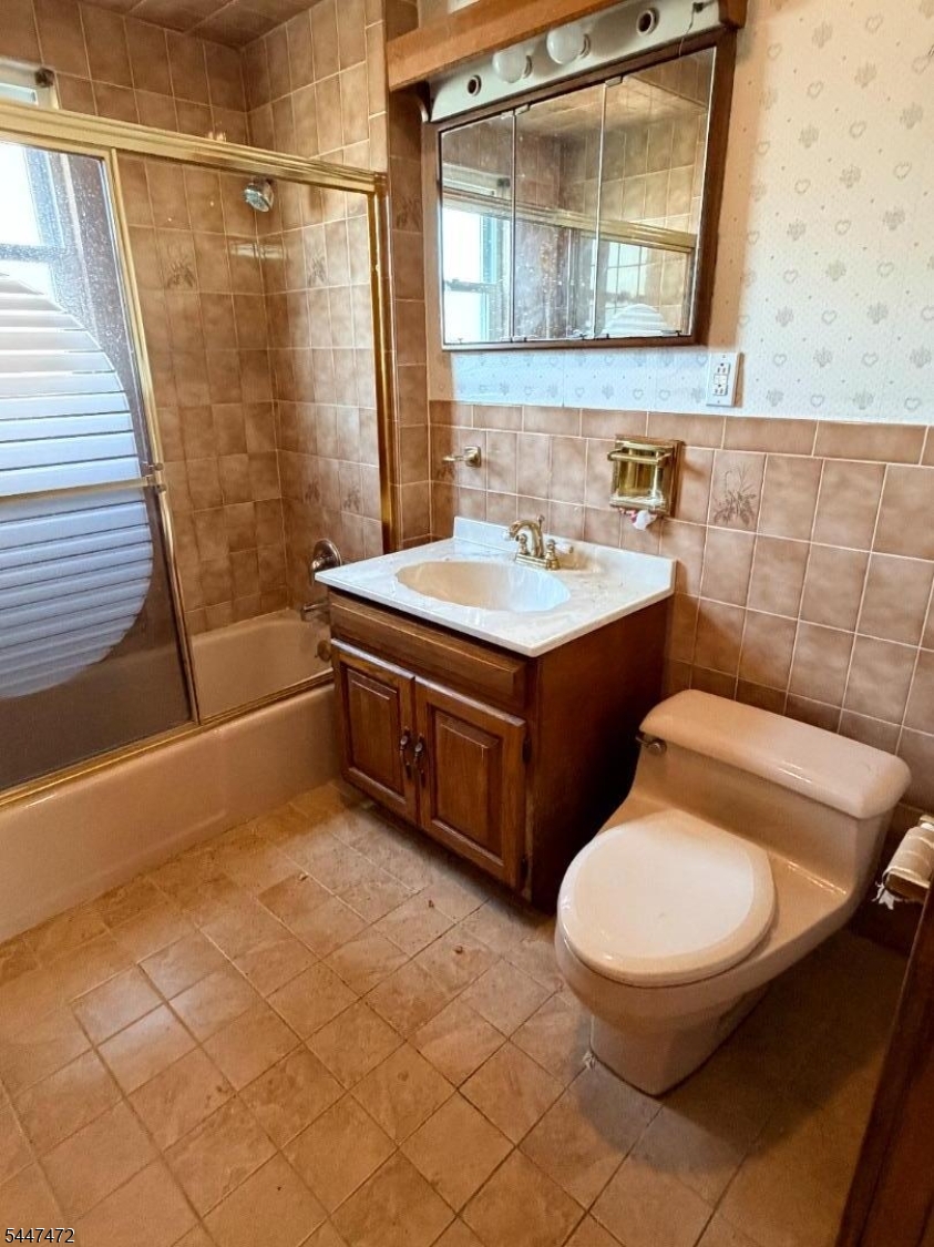 1 Higa Ter Property Photo 18