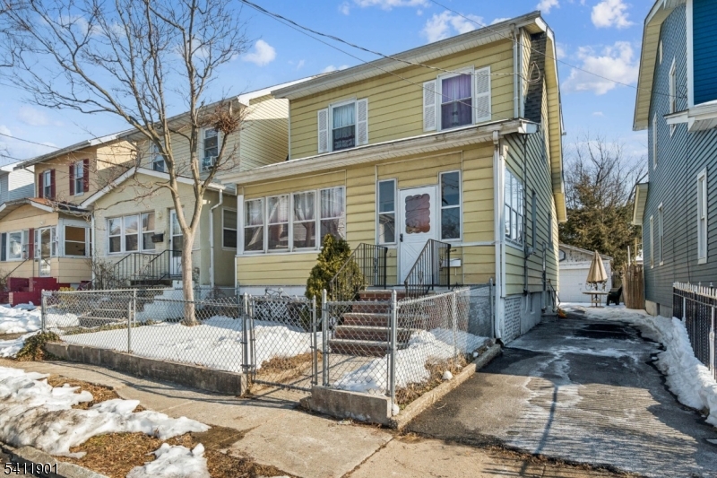 7 Wolf Pl Property Photo 2