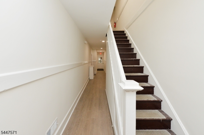 255 Rea Ave 8 Property Photo 8