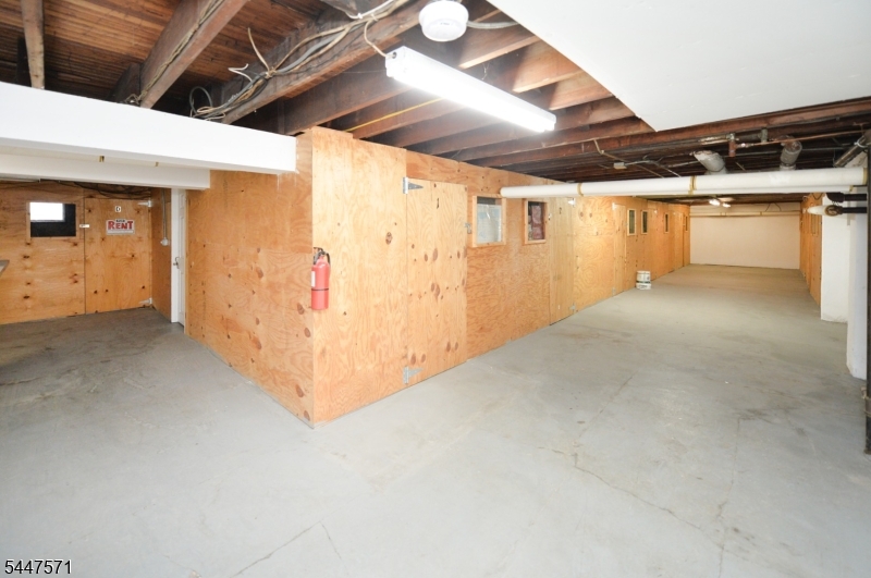 255 Rea Ave 8 Property Photo 10