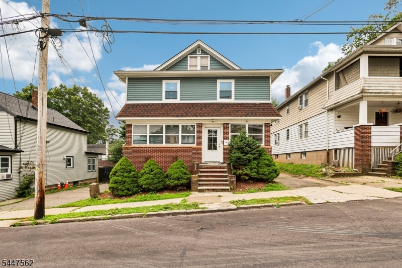 69 Buschmann Ave Property Photo 1