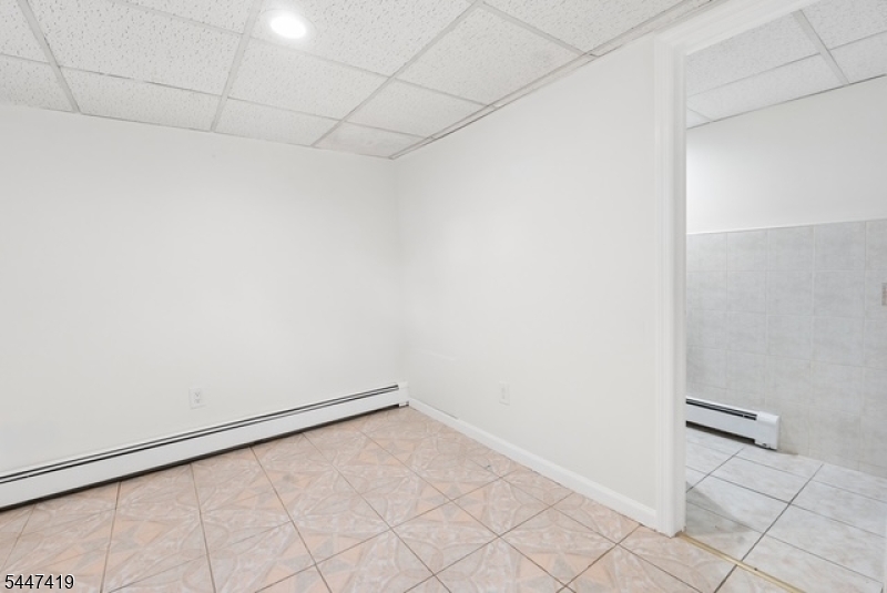 83 Nagle St Property Photo 20