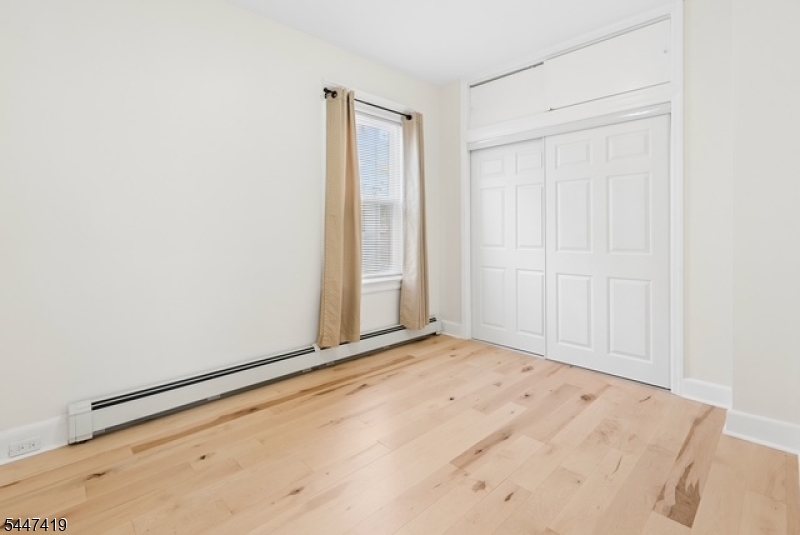 83 Nagle St Property Photo 38