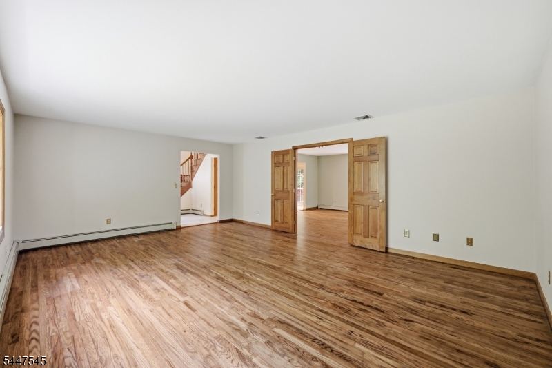 860 Glen Rd Property Photo 18