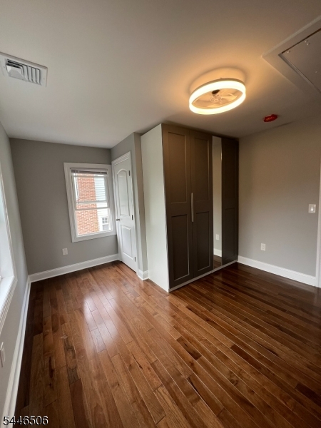 20 Van Dyke Pl 2 Property Photo 13