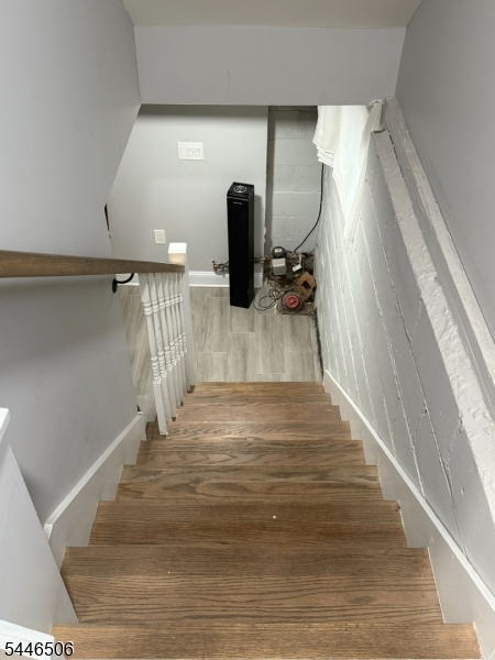 20 Van Dyke Pl 2 Property Photo 17