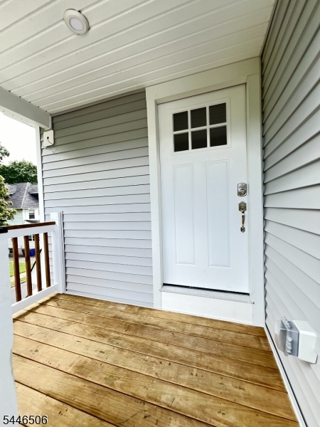 20 Van Dyke Pl 2 Property Photo 21