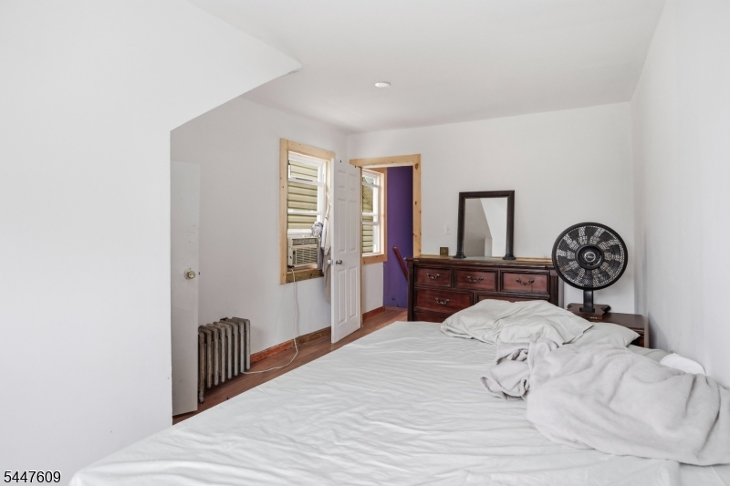 495 Totowa Ave Property Photo 10