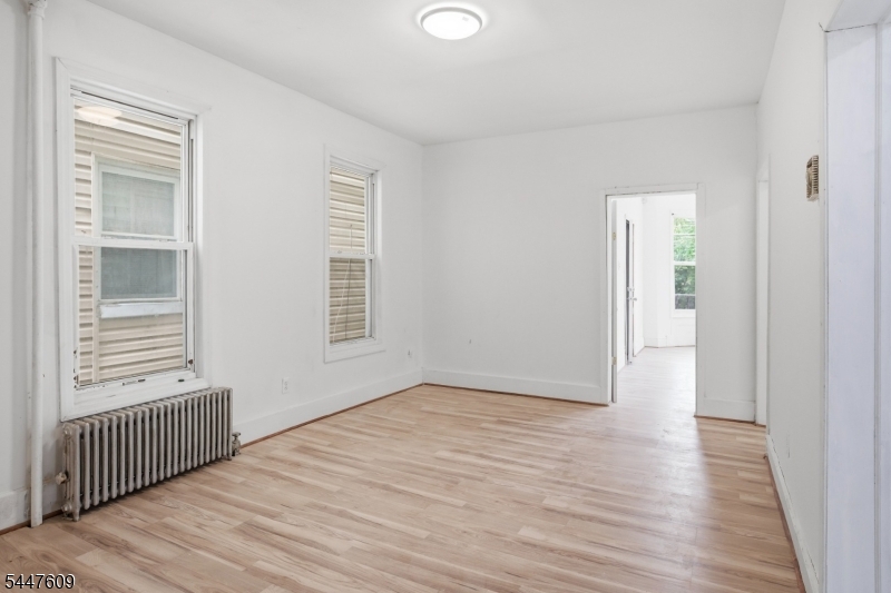 495 Totowa Ave Property Photo 14