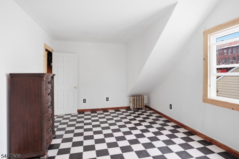 495 Totowa Ave Property Photo 16