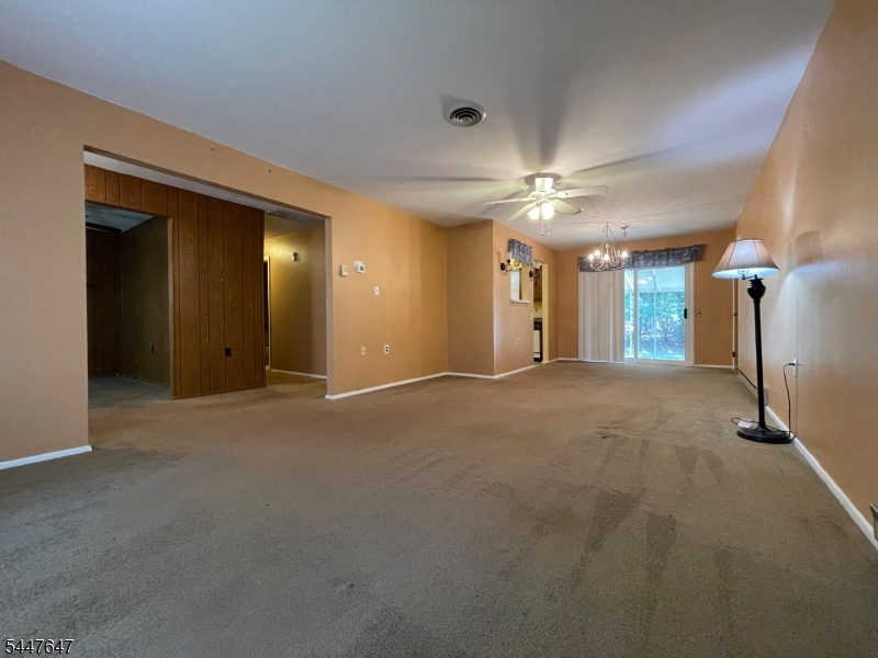 38 Constitution Blvd Property Photo 3
