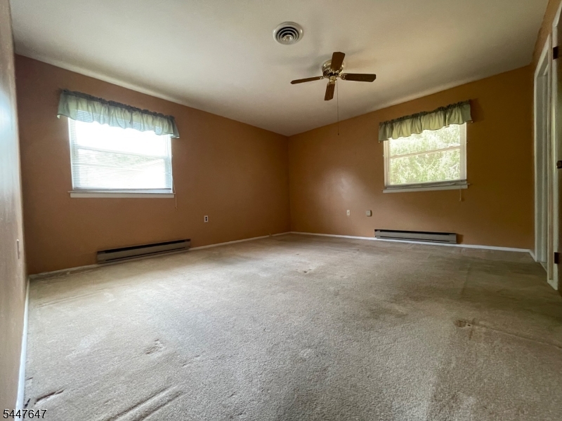 38 Constitution Blvd Property Photo 15