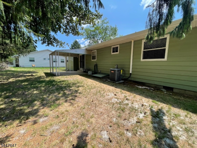 38 Constitution Blvd Property Photo 22
