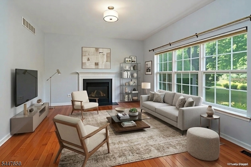 2 Pickering Cir Property Photo 18
