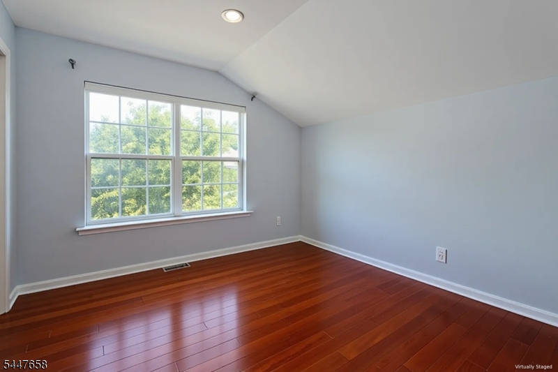 2 Pickering Cir Property Photo 31