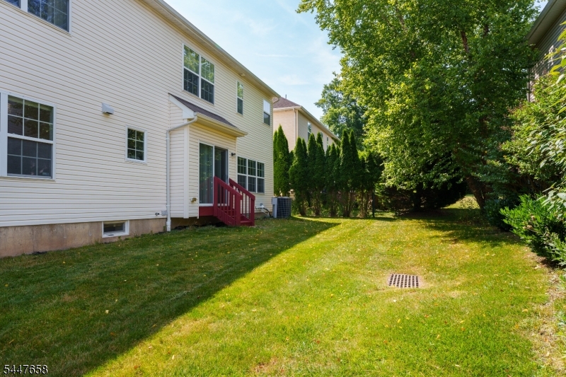 2 Pickering Cir Property Photo 36
