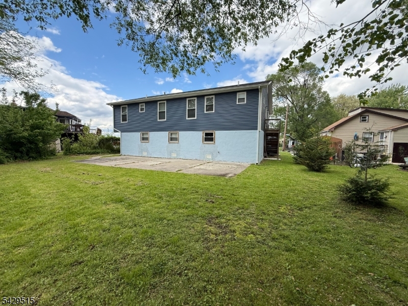 161 Harvard Rd Property Photo 4