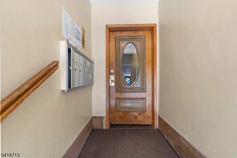 250 Clendenny Ave 4 Property Photo 8