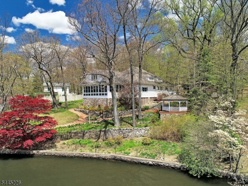 54 Halsey Is Property Photo 3