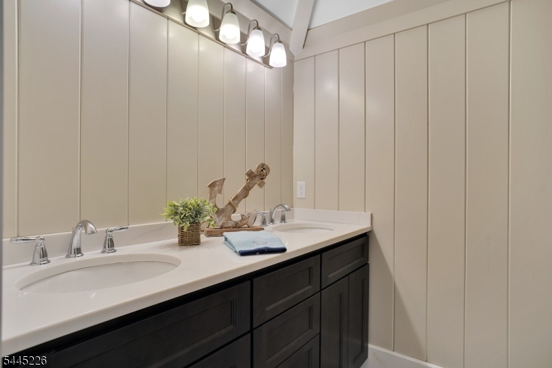 54 Halsey Is Property Photo 49