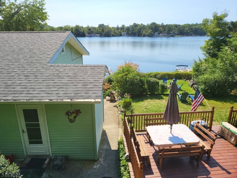 21 Meteor Trl Property Photo 7