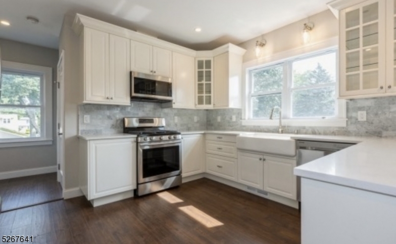 92 3rd Avenue Property Photo 1