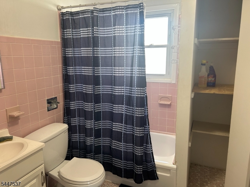 14 Bergen Ave Property Photo 4