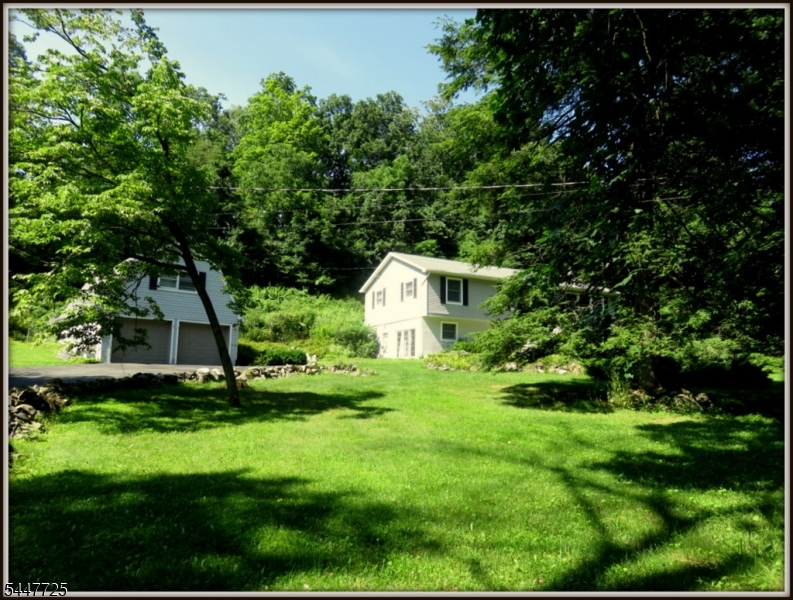 903 Dove Island Rd Property Photo 1