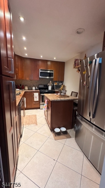 40 Holly St Property Photo 9