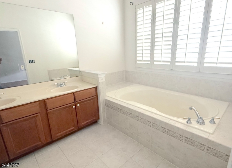 411 Deluca Rd Property Photo 14