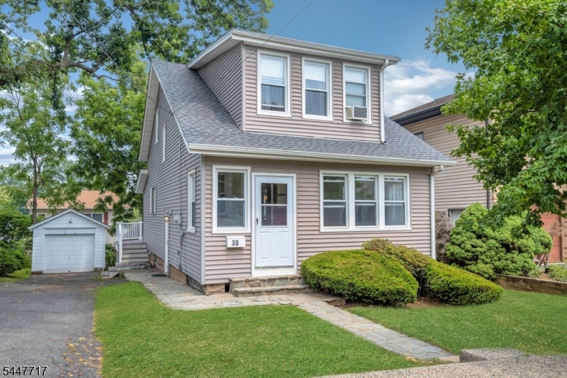 30 Orchard Street Property Photo 1