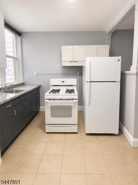 1110 S Wood Ave Property Photo 1