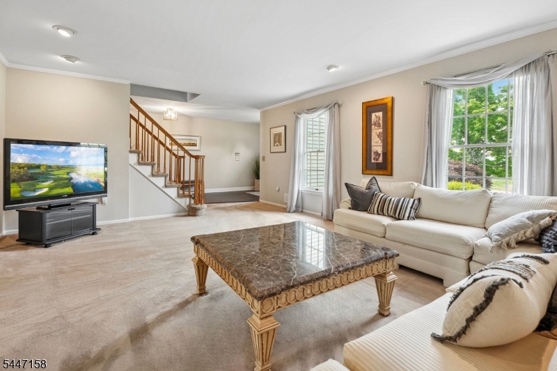 1 Witzling Ct Property Photo 15