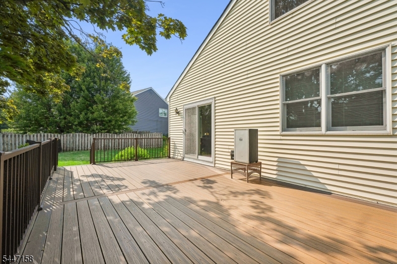 1 Witzling Ct Property Photo 32