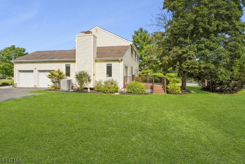1 Witzling Ct Property Photo 33