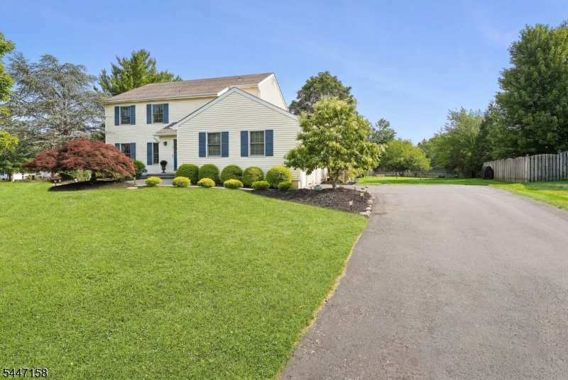 1 Witzling Ct Property Photo 36