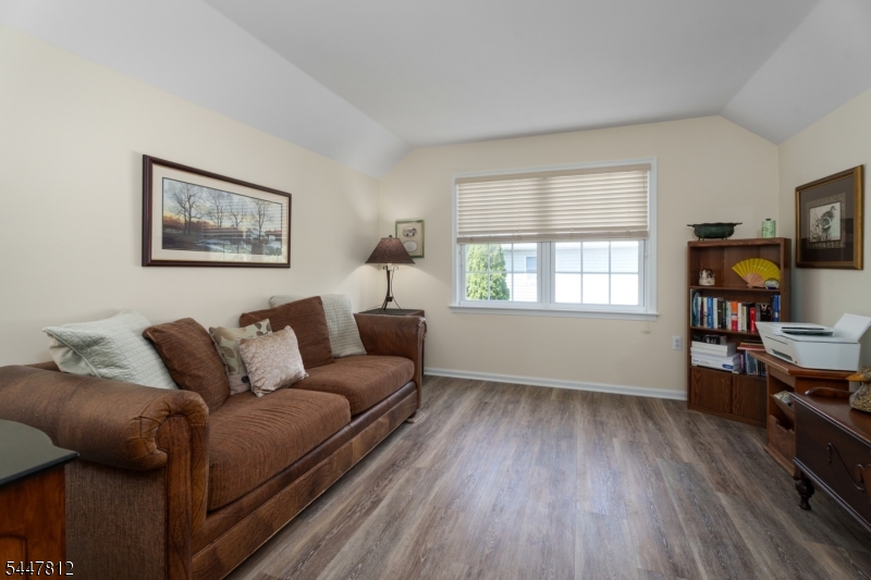 4 Muirhead Ct Property Photo 23