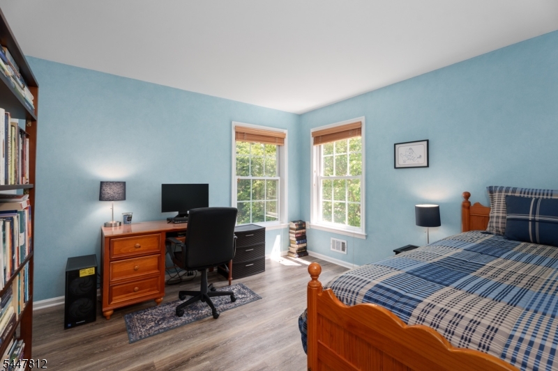 4 Muirhead Ct Property Photo 27
