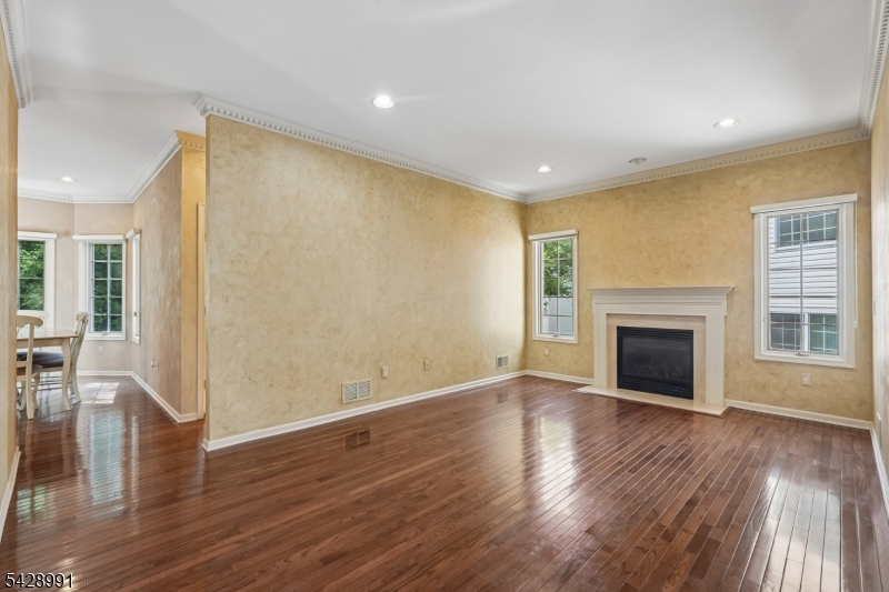 1070 Smith Manor Blvd Property Photo 7