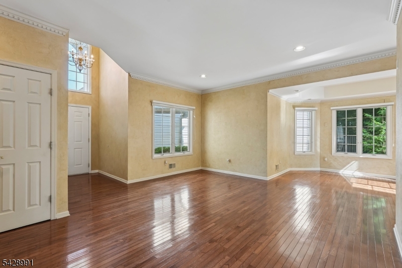 1070 Smith Manor Blvd Property Photo 10