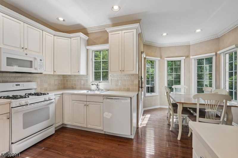 1070 Smith Manor Blvd Property Photo 15
